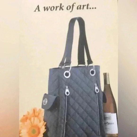 Baggallini quilted Florence tote organization galore! Pockets everywhere. Black - Picture 16 of 16